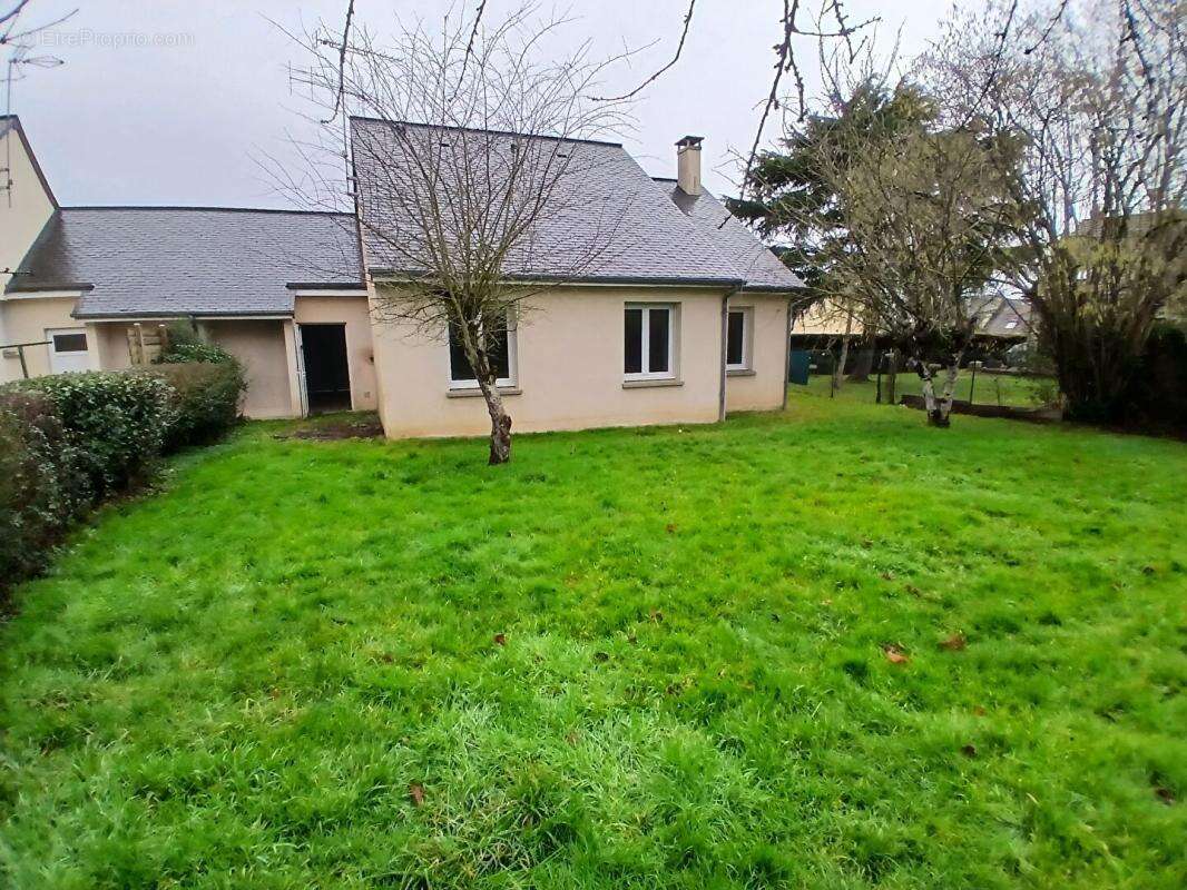 Maison à EVRON