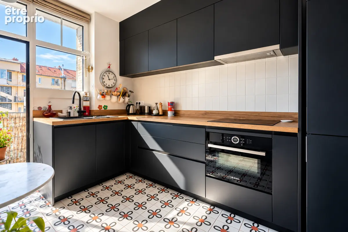 ANNECY - appartement traversant de 76m² - photo 5