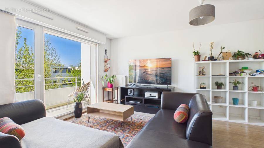 Appartement à SAINT-JACQUES-DE-LA-LANDE