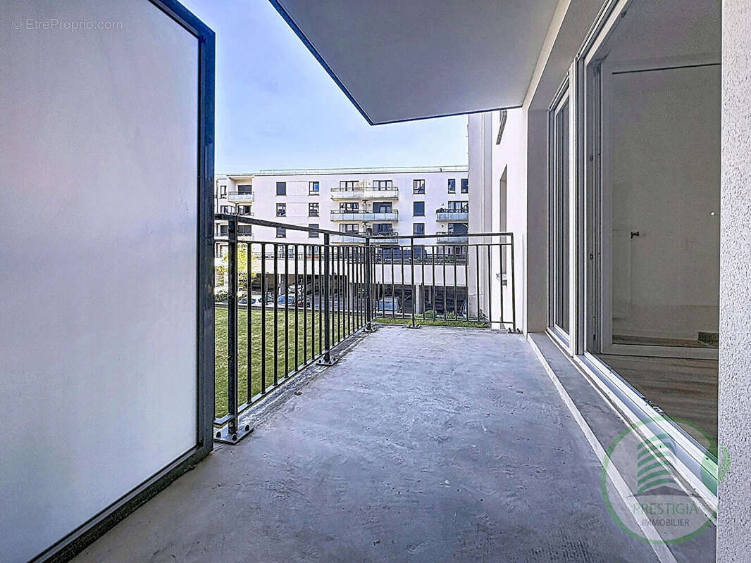 À vendre reims clairmarais superbe t2 avec balcon - photo 8
