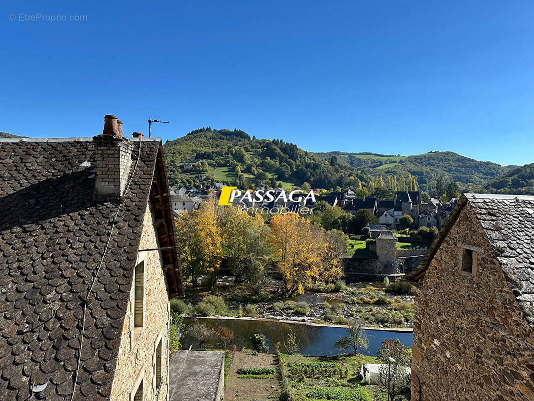 Maison à SAINT-GENIEZ-D&#039;OLT