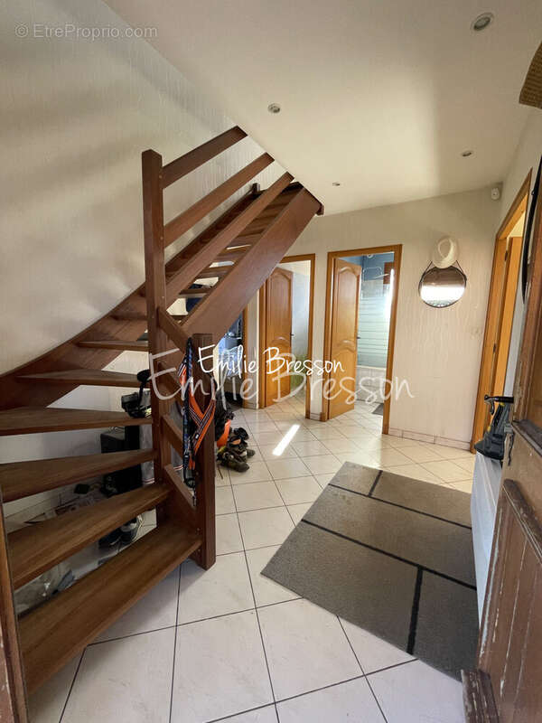 Maison 110 m² à Gaillac  - photo 4