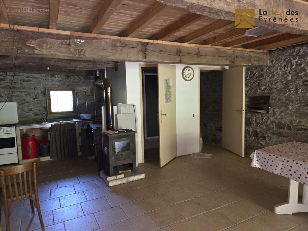 Maison à ARRODETS-EZ-ANGLES