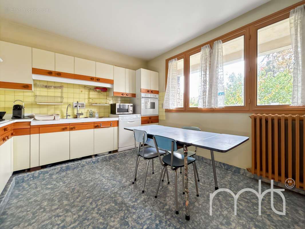 Maison à COLOMBES