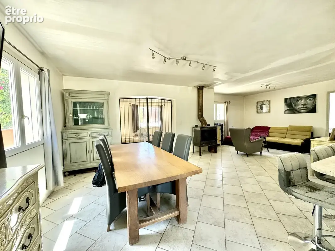Maison de 110 m2 avec piscine, atelier 50m2, carport 20 m2 et terrain de 1 150 m2 sans vis à vis - photo 10