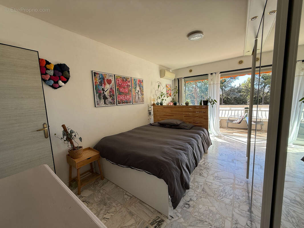 Appartement à CAGNES-SUR-MER