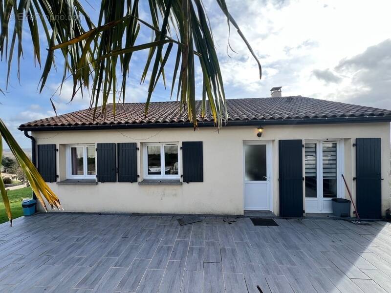 Maison à BEAUMONT