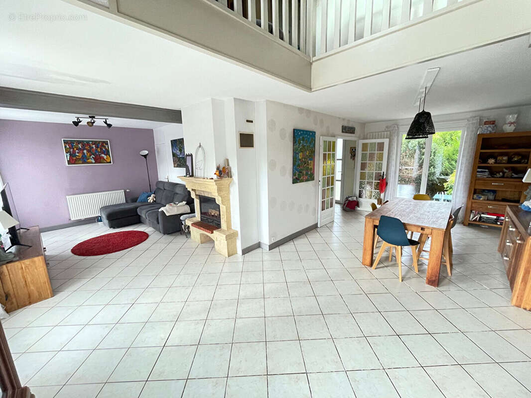 Maison à NOGENT-LE-ROI