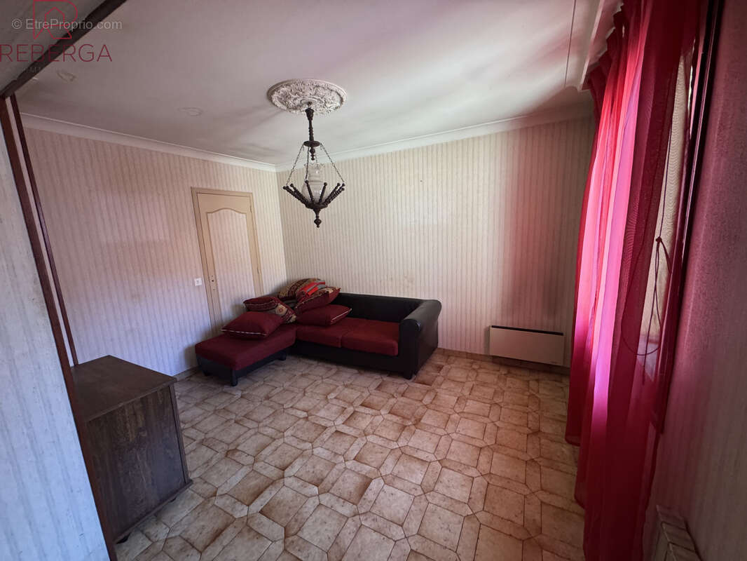 Maison à AIGUEFONDE