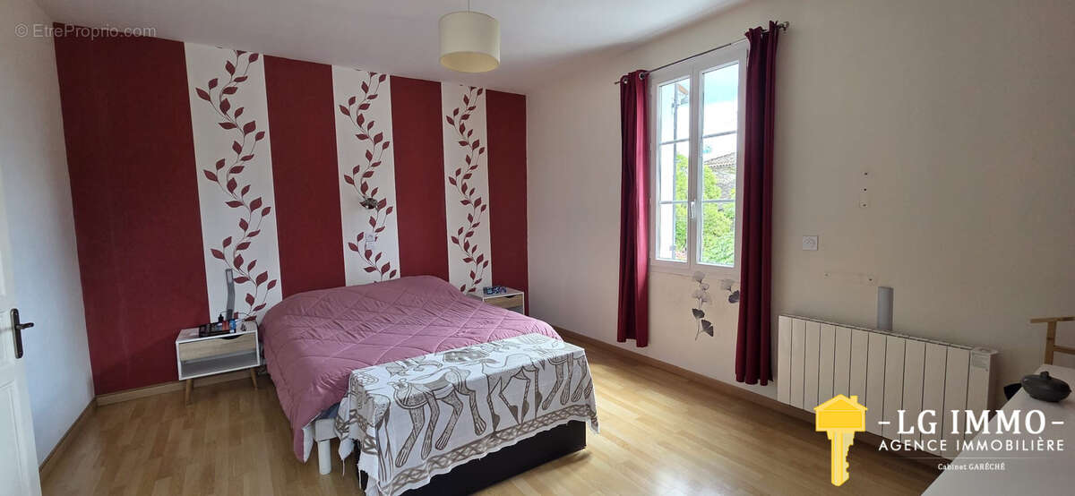 Maison à SAINT-FORT-SUR-GIRONDE