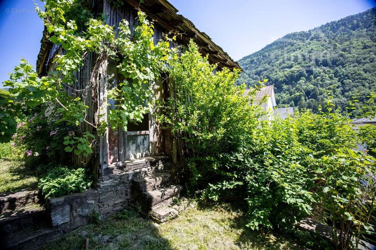 Terrain à bâtir de 900m² - Au calme - cadre campagne - photo 6