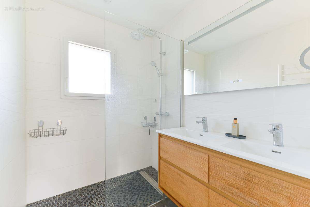 Maison à SAINT-MARS-DU-DESERT