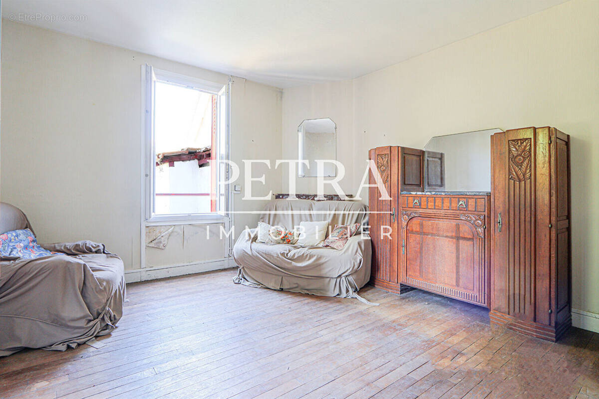 Maison à L&#039;HAY-LES-ROSES