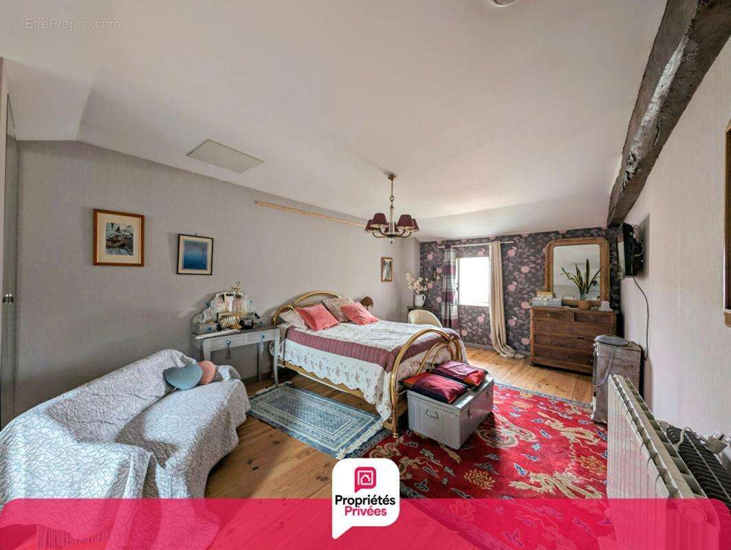 Maison avec logement indépendant située à Macqueville  5 pièce(s) 182 m2 Crit réf 458889 - photo 14