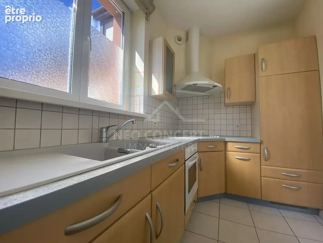 Un appartement lumineux avec garage, à proximité du centre ville - photo 8
