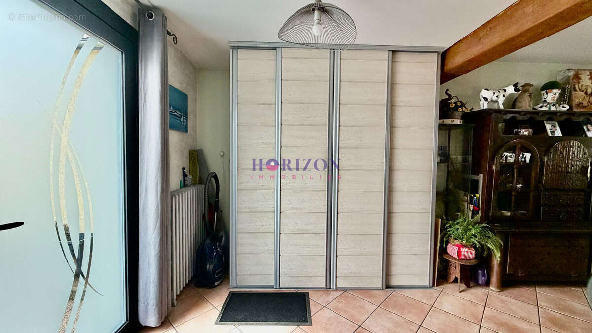 Maison à GOUSSAINVILLE