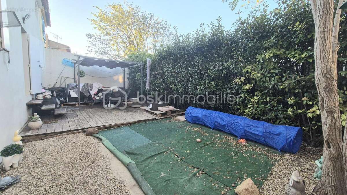 Appartement à PUGET-VILLE