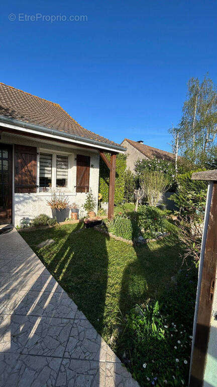 Maison à VINEUIL
