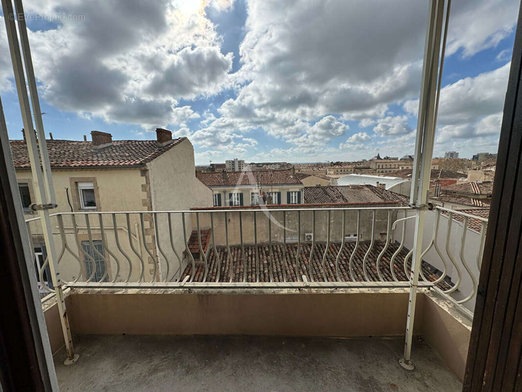 Appartement à NIMES