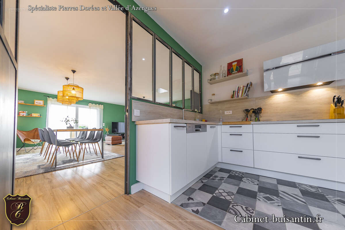 Maison à LE BOIS-D'OINGT