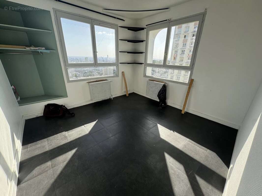 Appartement à PARIS-20E