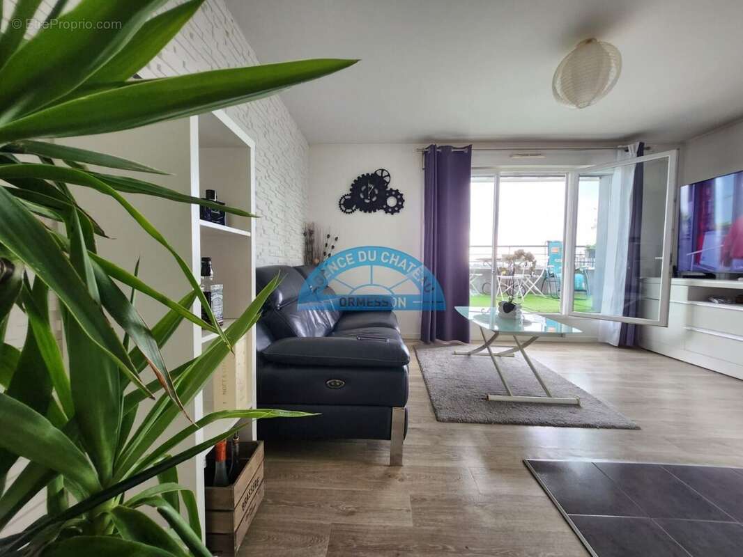 Appartement à ERAGNY