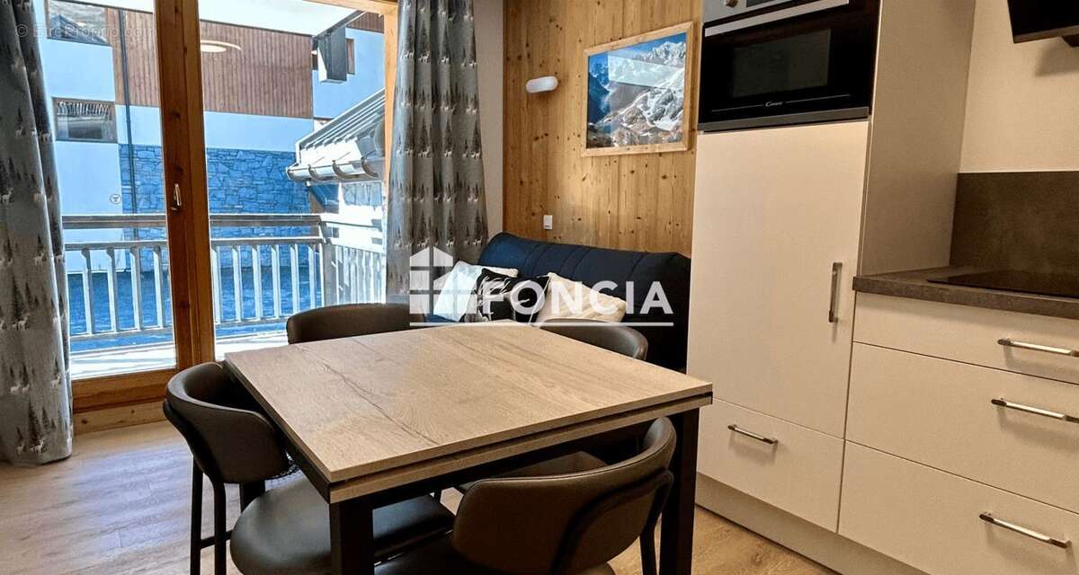 Appartement à SAINT-FRANCOIS-LONGCHAMP