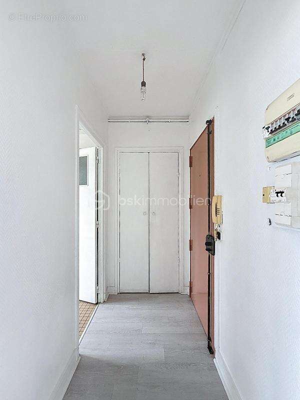 3 PIÈCES LUMINEUX AU CŒUR DU BLANC-MESNIL - Idéal premier achat ou investissement locatif - photo 9