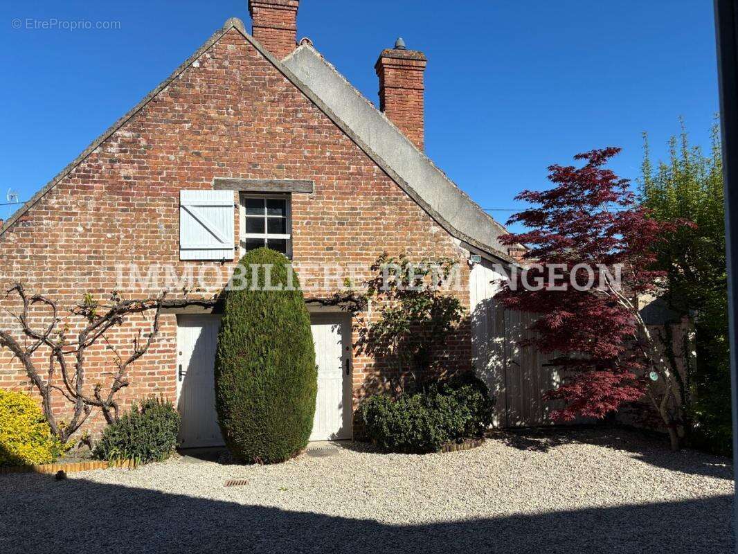 Maison à LA FERTE-BEAUHARNAIS