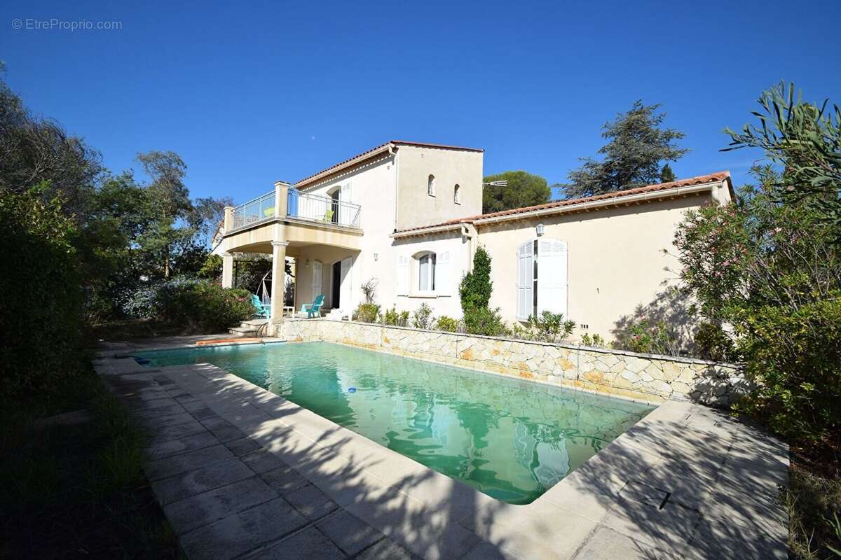 Maison à SAINT-RAPHAEL