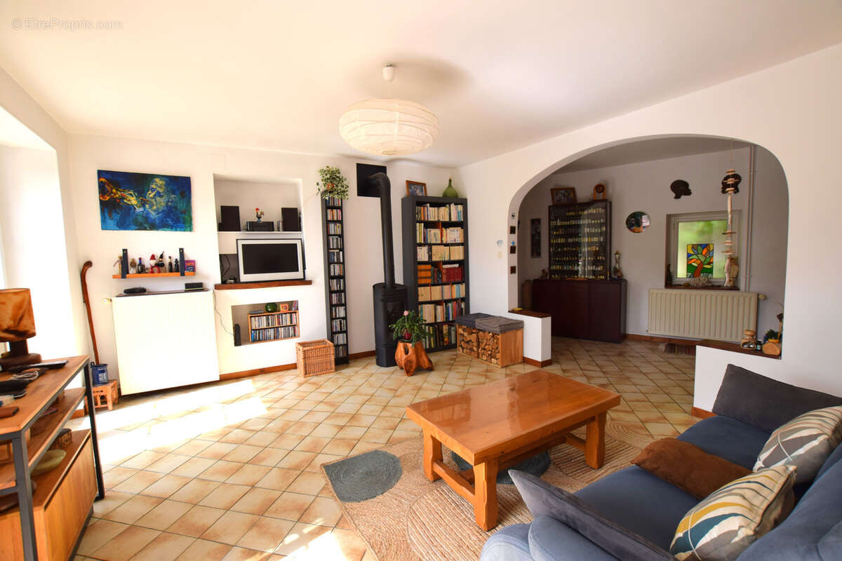 Maison à BRISSAC-QUINCE