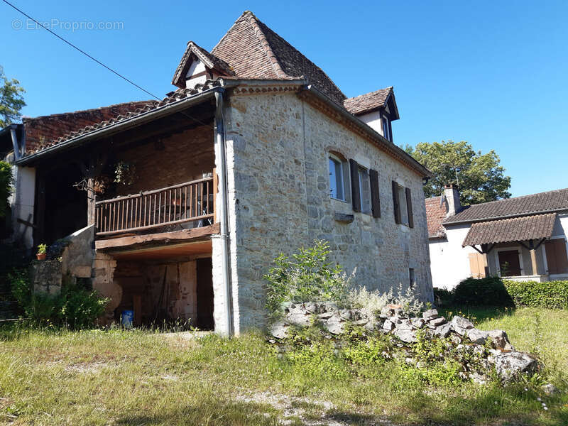 Propriete à vendre, lot de 3 maisons - photo 5