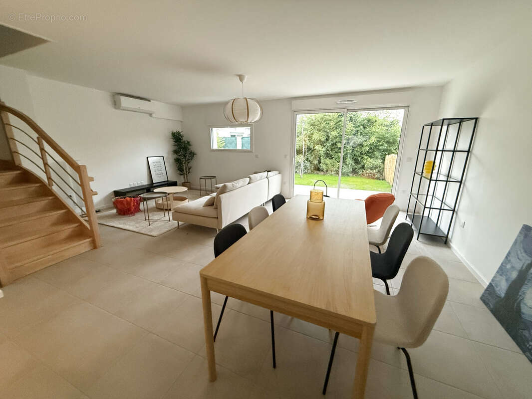 Maison à PESSAC