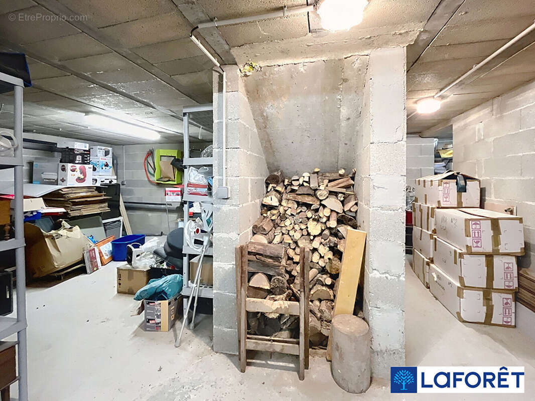 Maison à IS-SUR-TILLE