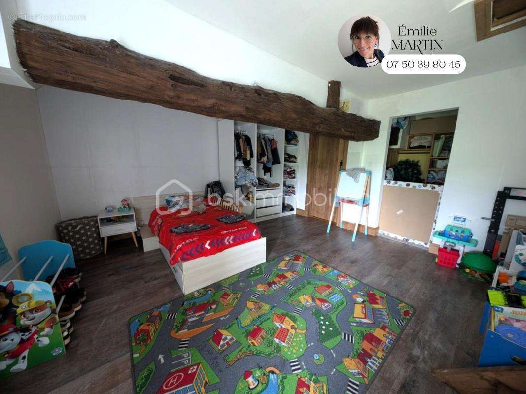 Maison de campagne offrant un beau potentiel ! - photo 12