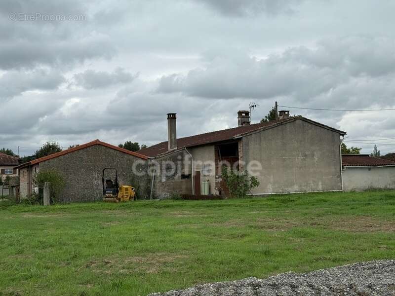 Maison à LAMASQUERE