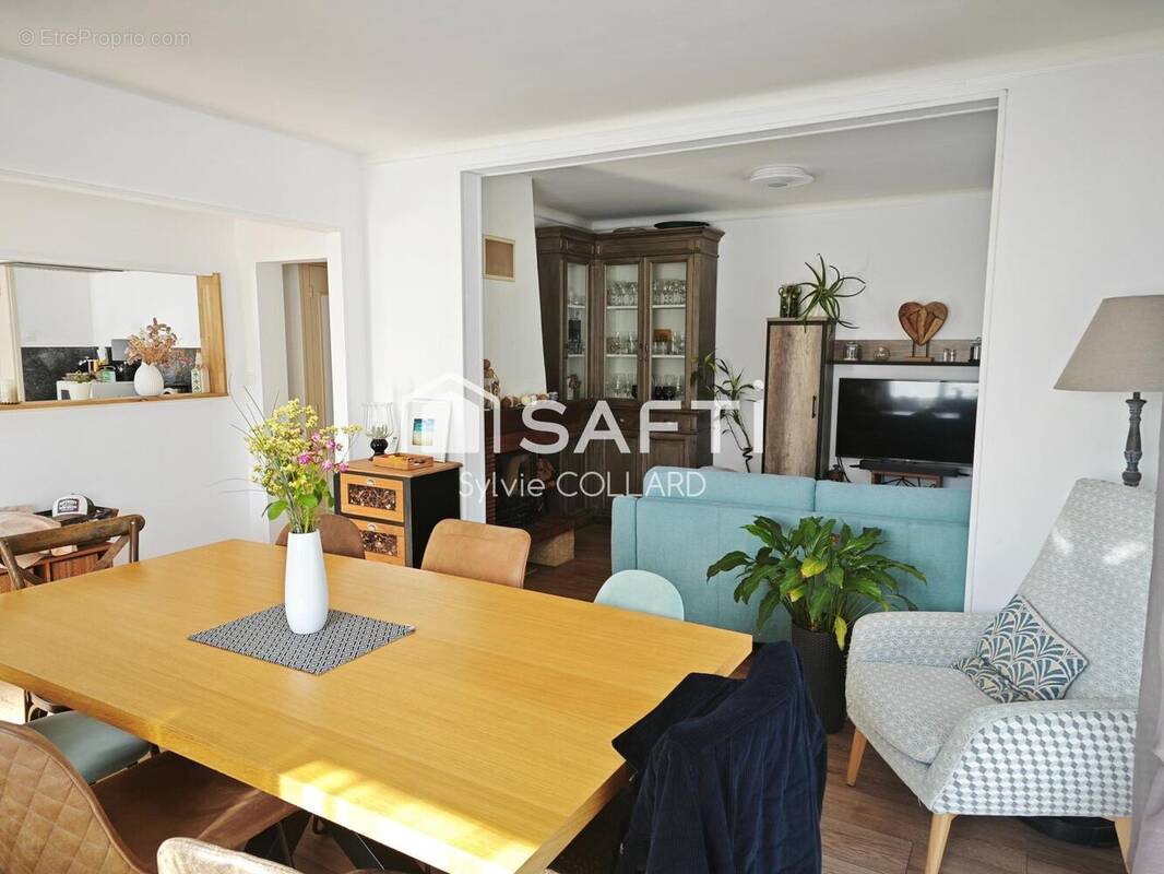 Photo 1 - Maison à LA CHAPELLE-DES-MARAIS