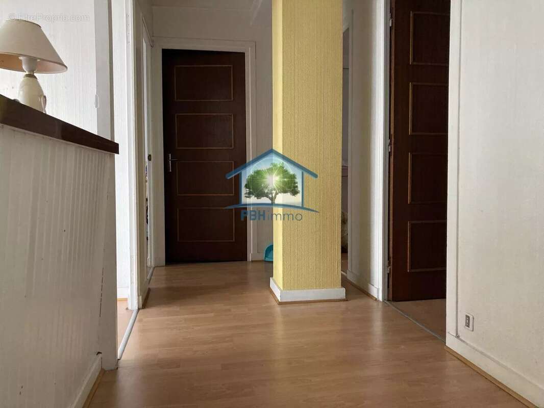 Commerce à SAINT-ETIENNE