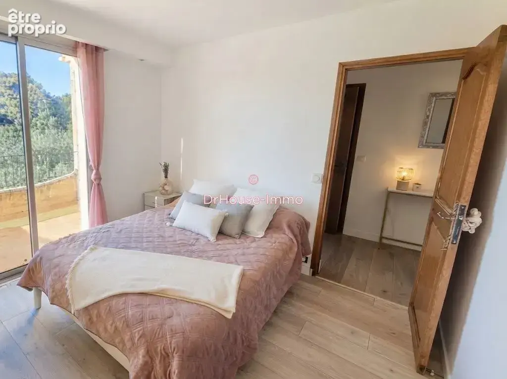 Maison 6 pièces 150 m² à vendre à Sillans-La-Cascade (83690) - photo 26