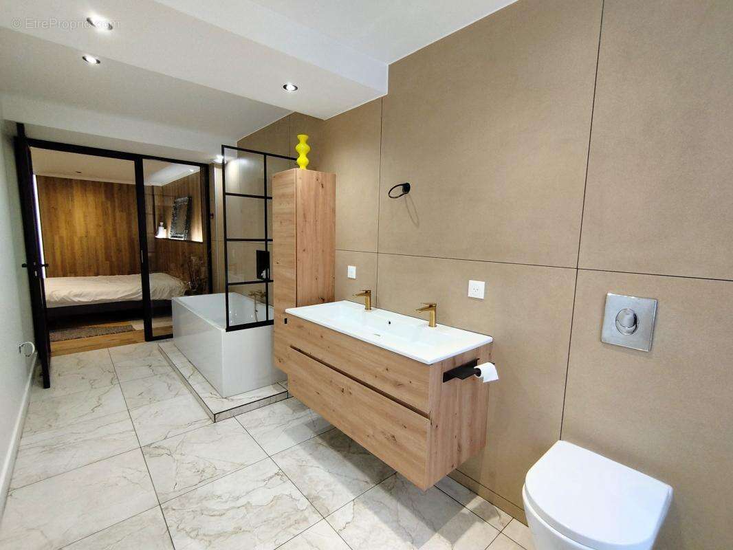 Appartement à VILLEFRANCHE-SUR-SAONE