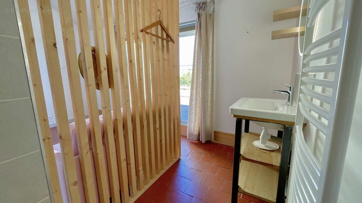 Appartement en duplex T5 avec terrasse au coeur d'Alès - photo 10