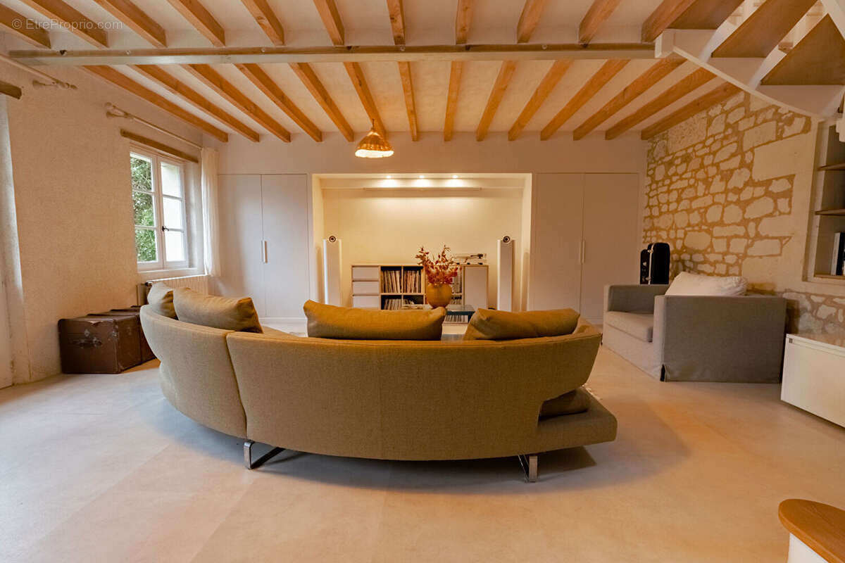 Maison à BRISSAC-QUINCE