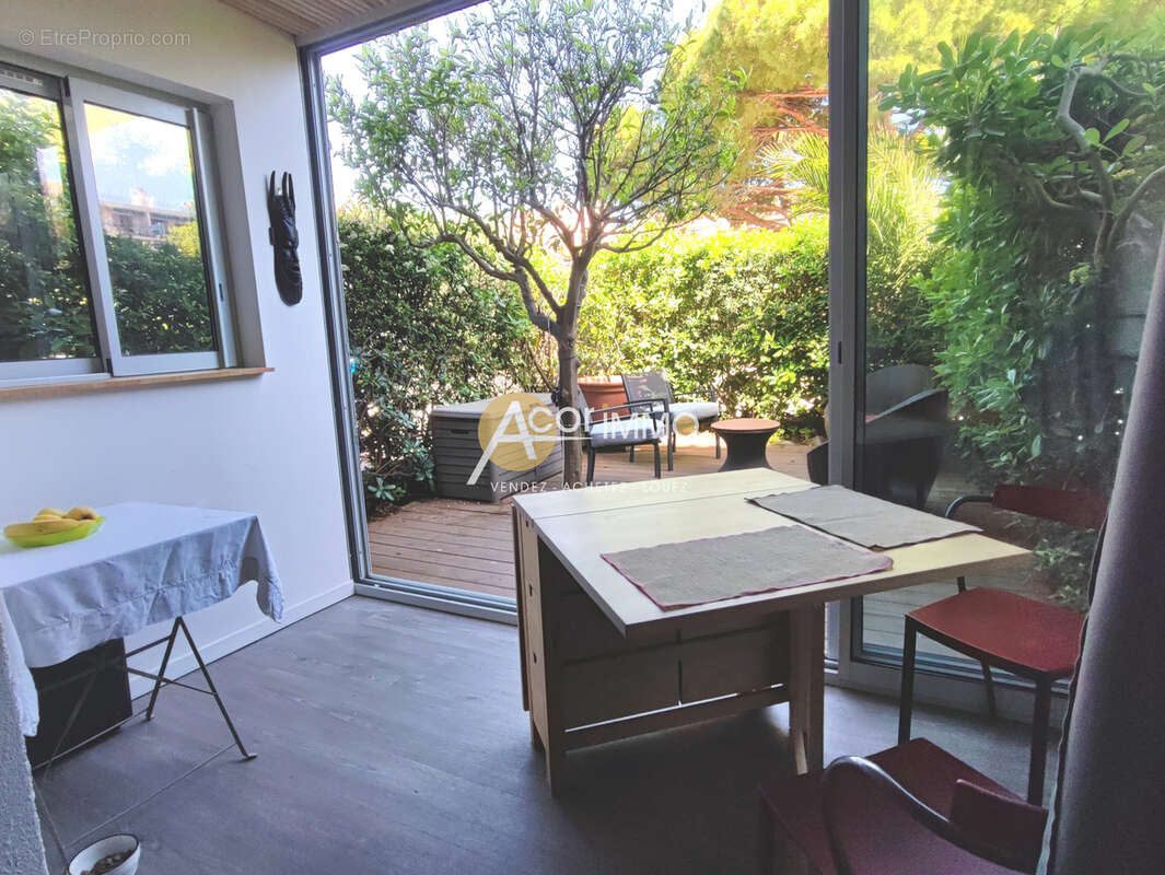 Appartement à SAINT-MANDRIER-SUR-MER