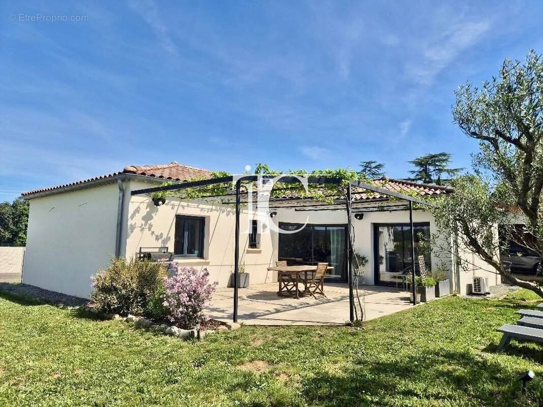 Maison à BEAULIEU