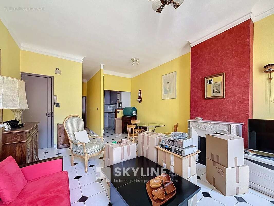 Appartement à MARSEILLE-8E