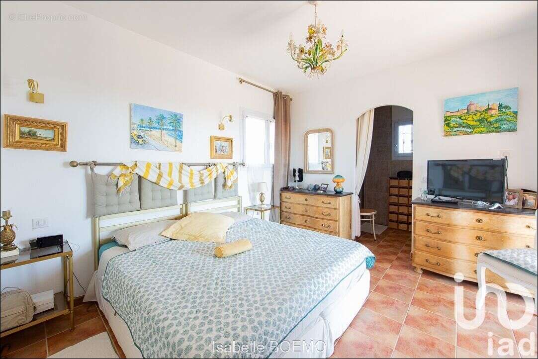 Maison 170 m² à Tanneron  - photo 8