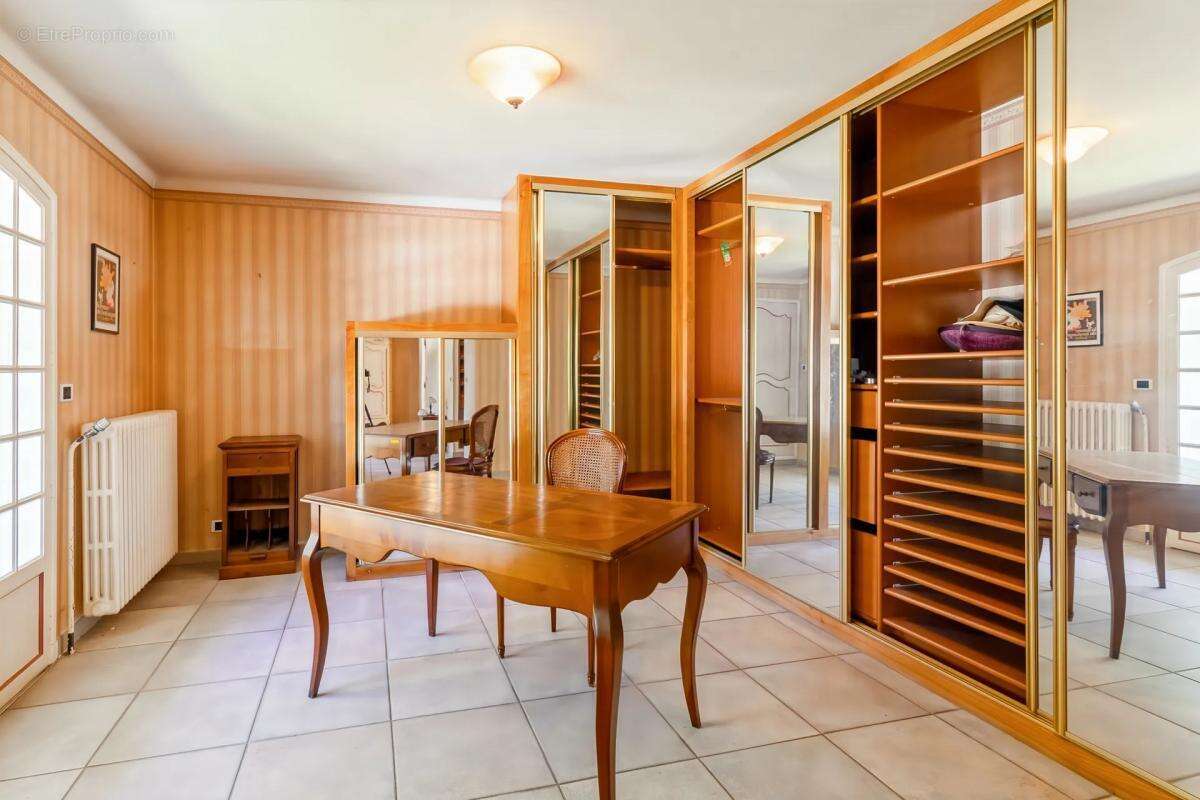 Maison à BOUC-BEL-AIR