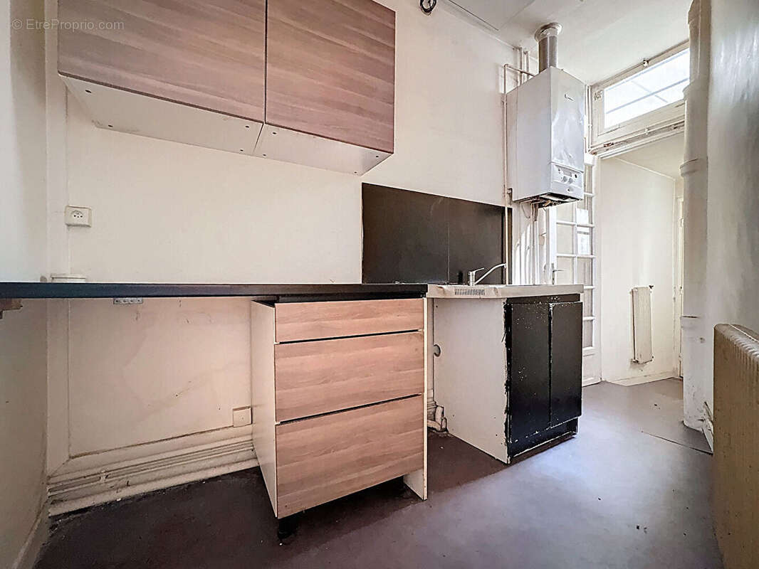 Appartement à PARIS-14E