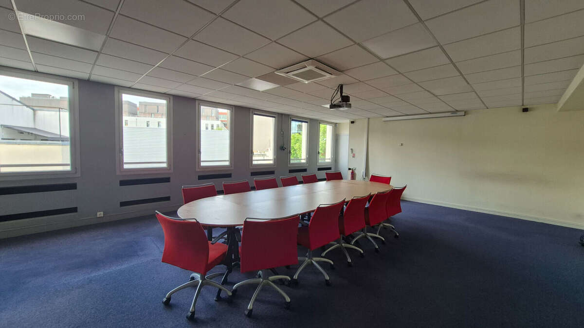 Bureaux bas montreuil limite vincennes - photo 2