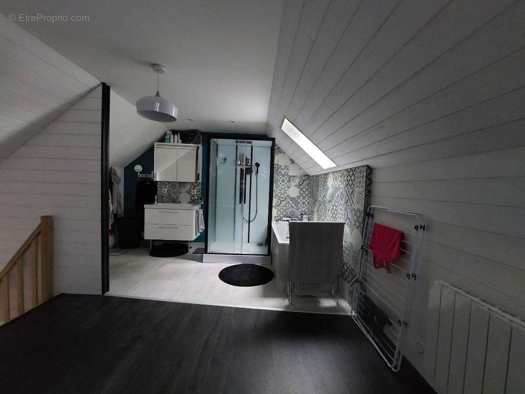 Maison à SAINT-PLANCHERS